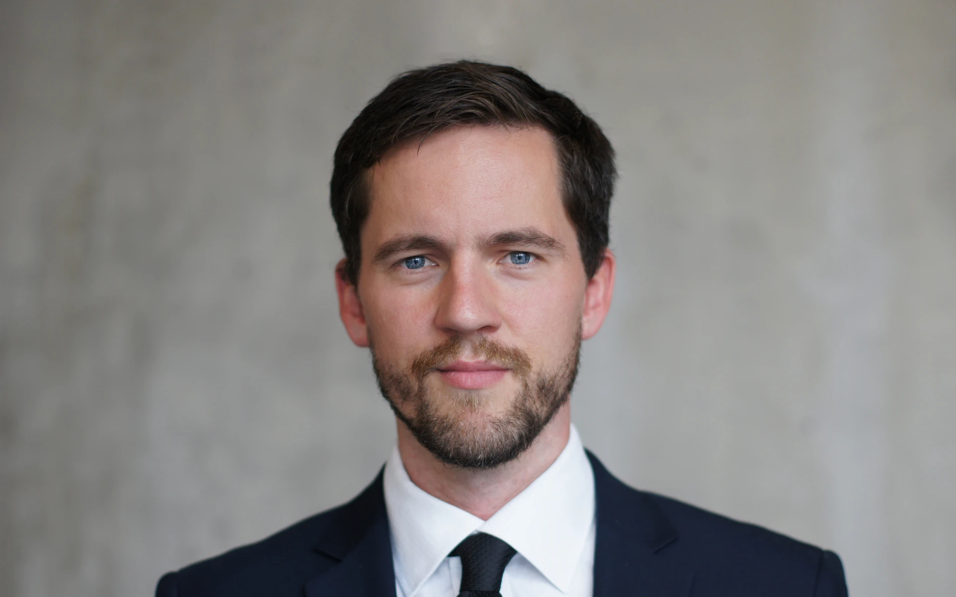 Jamie Tremaine Headshot